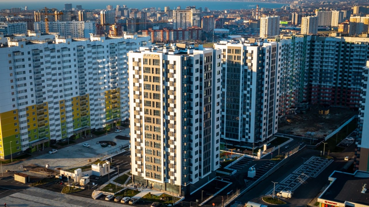 ЖК Два Адмирала
