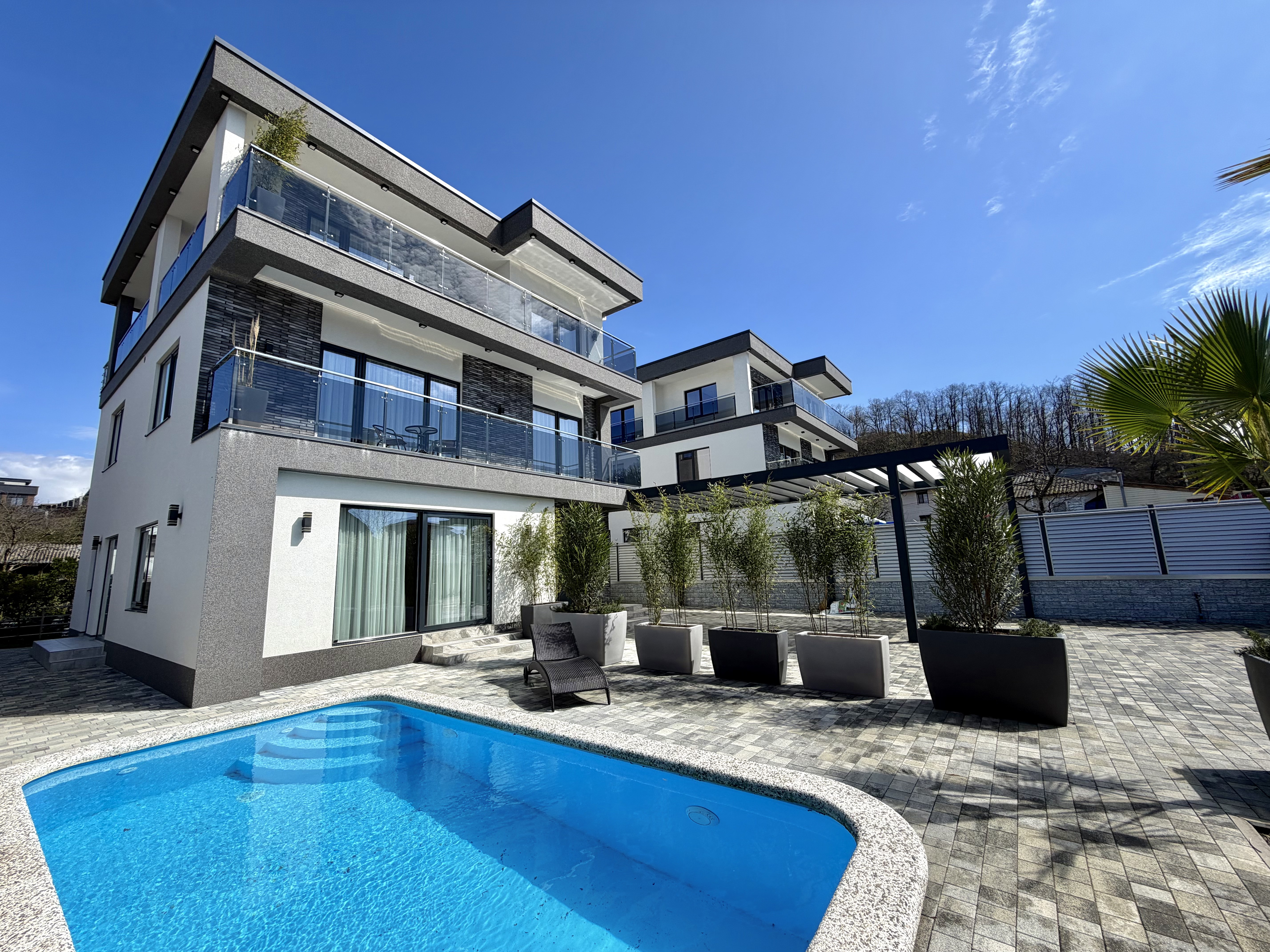 КП Villa Aura (Вилла Аура)
